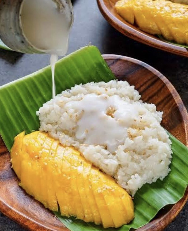 Mango sticky rice with coconut cream