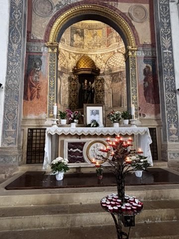 A quiet moment of prayer during Veneto Gravel 2025 — the day Pope Francis died, April 21st